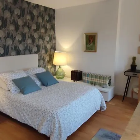 Akvarelo Panzió Asnières-la-Giraud